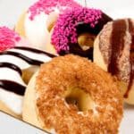MIX DONUTS 6pcs