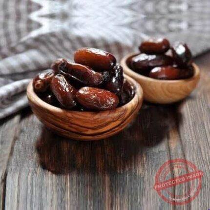 Qalmi Dates 200 g Premiun Imported Quality fruit basket by Dry Fruits | Smilee