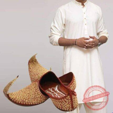Kurta with Khussay gift by Combo Deals for Him | Smilee