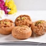 Balushahi Box 1 kg Bundu Khan Lahore mithai gift | Smilee