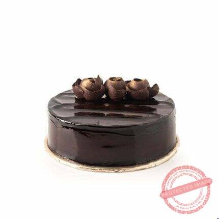 Double Chocolate Fudge Cake by Meer | Smilee