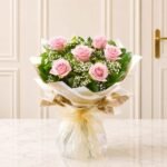 Six Stolen Kisses Pink flower arrangement in Lahore | Smilee