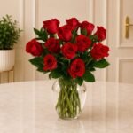 Cheery Love Feelings flower arrangement in Lahore for Valentines Day | Smilee