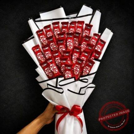 KitKat 2f Bouquet for Valentines Day | Smilee