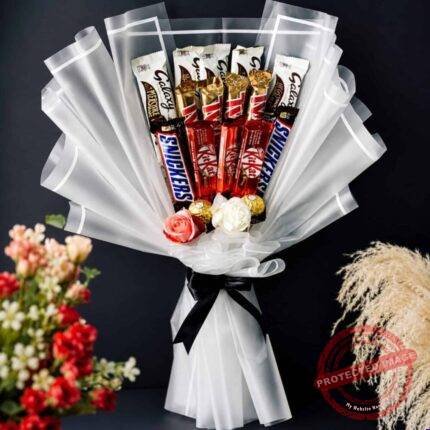 Flavorful Bouquet chocolate gift for Valentines Day | Smilee