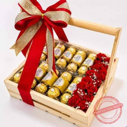Wooden Chocolate Basket for Valentines Day | Smilee