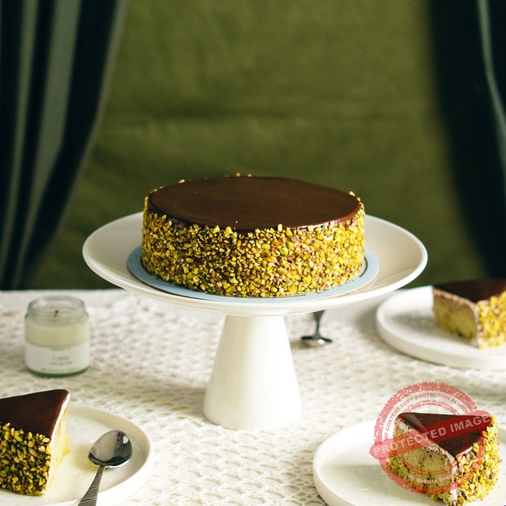 Pistachio Three Milk Cake in Lahore Pistachio Three Milk Cake in Lahore | Smilee
