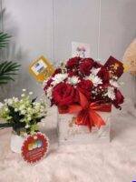 Special Sorry Gift flower arrangement by Bahawalpur in Lahore | Smilee