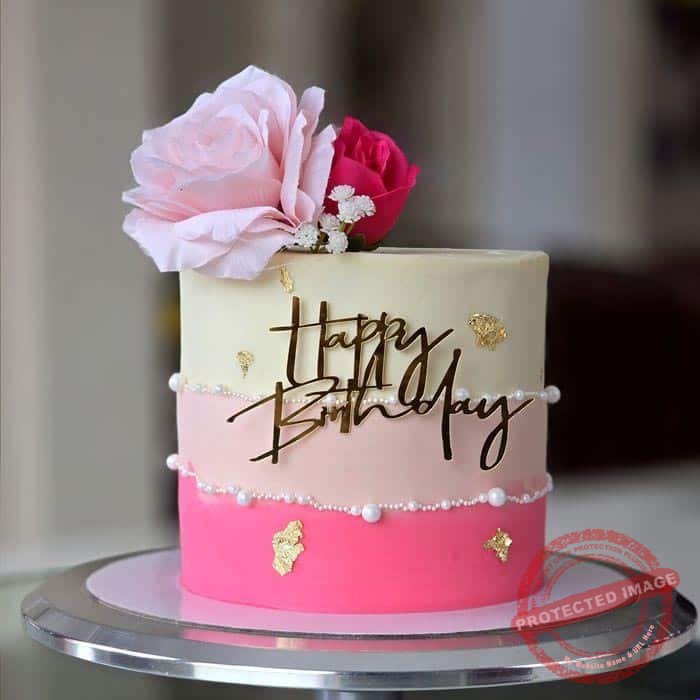Beautiful Cake by O’Clock in Lahore Beautiful Cake by O’Clock in Lahore | Smilee