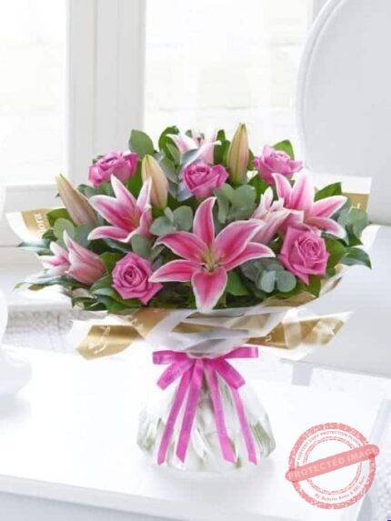 Dreaming in Pink flower arrangement in Lahore | Smilee