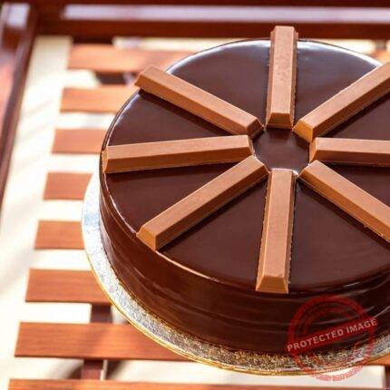 KitKat Cake gift by The Inn in Faisalabad | Smilee