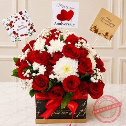 Anniversary Flowers Box in Lahore