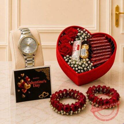 Lovely Hamper for Valentines Day | Smilee