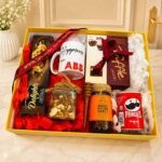 Corporate Box Full of Gifts - Corporate Gifts | Smilee