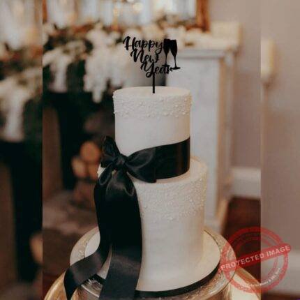 New Year Cake by O’Clock in Lahore | Smilee
