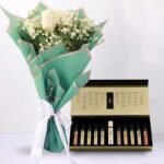 Perfume Set with Beautiful Bouquet for Valentines Day | Smilee