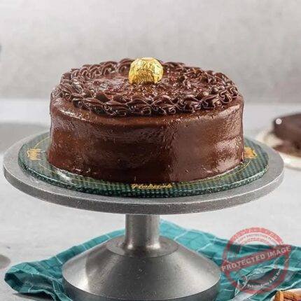 Premium Ferrero Rocher Cake by Hobnob in Karachi | Smilee