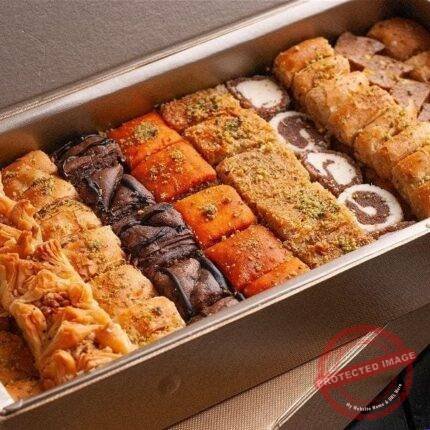 Premium Regular Arabian Box 2 kg by Arabian Delights | Smilee