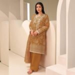 3 Piece Lawn Suit Embroidered (Unstitched) fashion gift for Mothers Day | Smilee