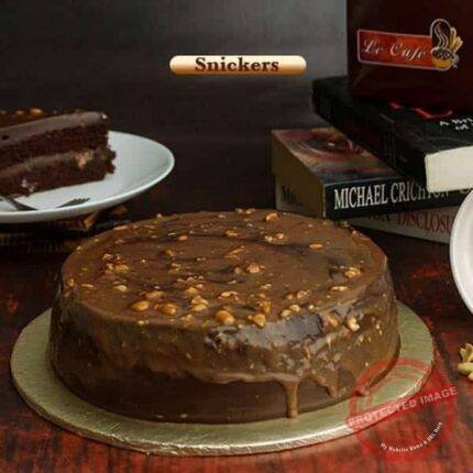 Snickers Cake by Le Cafe in Multan | Smilee