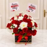 Special Flower Box for Mom - Faisalabad Flowers | Giftoo Pakistan