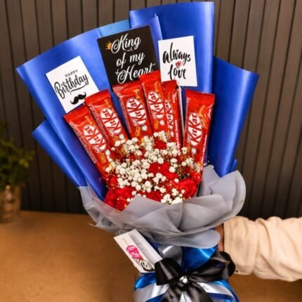 Purple KitKat Bouquet - Anniversary Gifts | Giftoo Pakistan