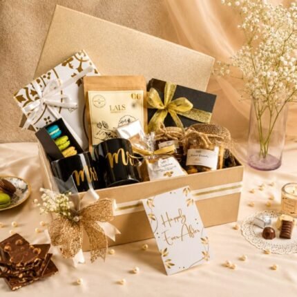 Mr. & Mrs. Grand Gesture Hamper - Anniversary Gifts | Giftoo Pakistan