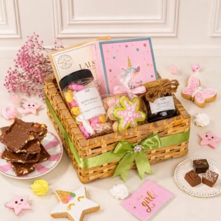 Welcome, Baby Girl Hamper - Birthday Gifts | Giftoo Pakistan