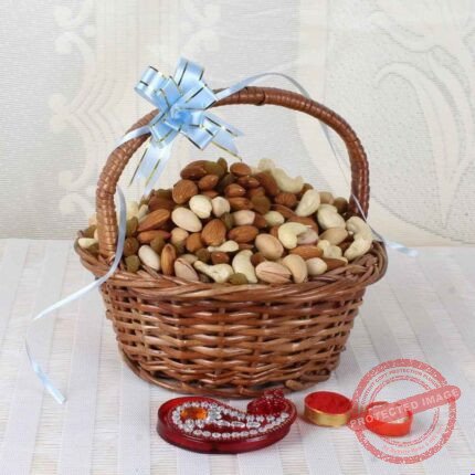 1 kg Dry Fruit Basket Gift - Dry Fruits | Giftoo Pakistan