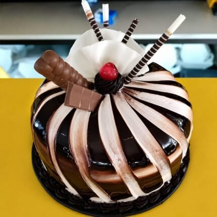 Special Chocolate Cake - Sialkot Bakers and Sweets | Giftoo Pakistan