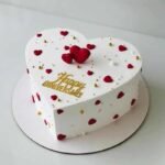 Love Heart Shape Cake - Anniversary Gifts | Giftoo Pakistan