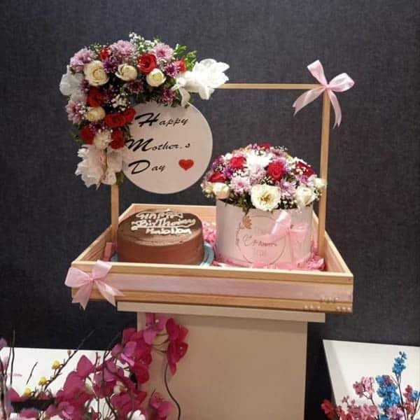 Surprise for Her – Anniversary Gifts Surprise for Her - Anniversary Gifts | Giftoo Pakistan