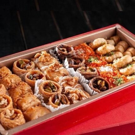 Premium Special Arabian Box 1 kg - Arabian Delights | Giftoo Pakistan