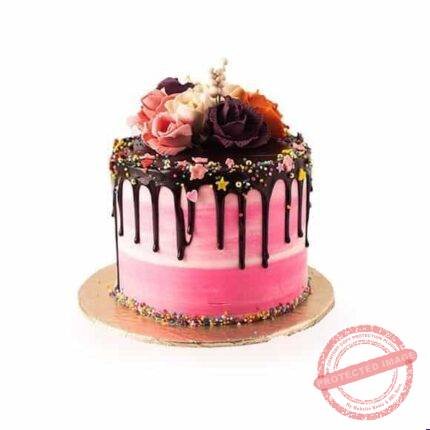 Caramel Crunch Cake - Meer Bakers Cakes | Giftoo Pakistan